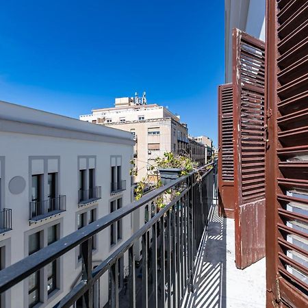 Palazzo Cavarretta - Pinella'S Rooms And Apartment Palermo Exterior photo