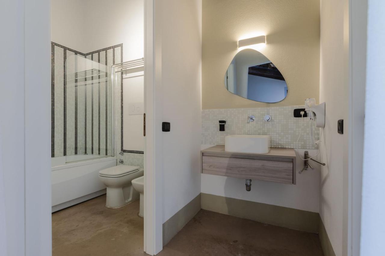 Palazzo Cavarretta - Pinella'S Rooms And Apartment Palermo Exterior photo