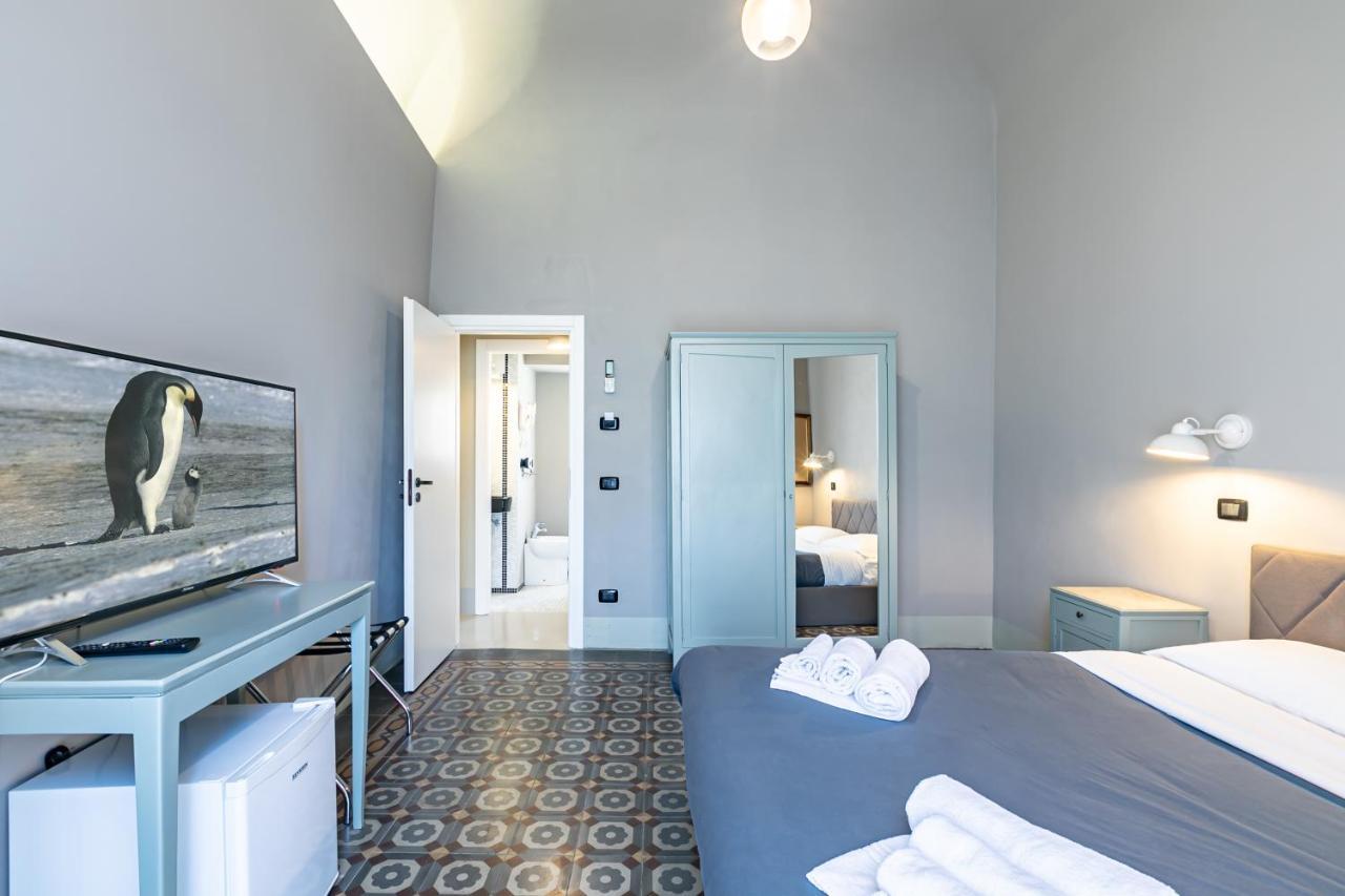 Palazzo Cavarretta - Pinella'S Rooms And Apartment Palermo Exterior photo