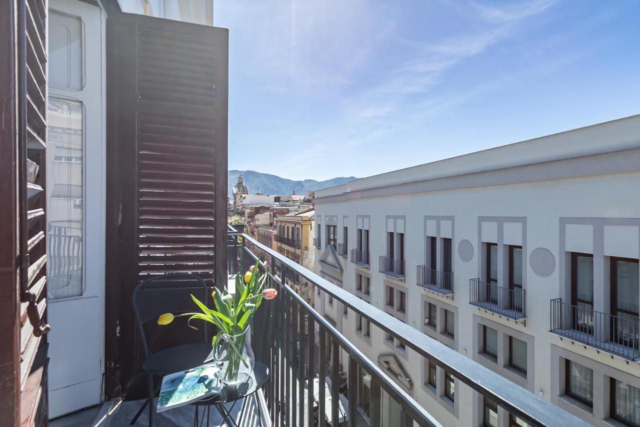 Palazzo Cavarretta - Pinella'S Rooms And Apartment Palermo Exterior photo